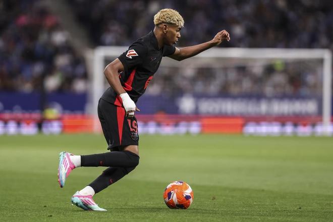 恩里克：法甲和其它联赛一样竞争激烈，球员状态起伏很正常